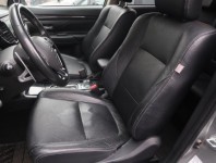 Mitsubishi Outlander  2.2 DI-D 