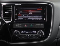 Mitsubishi Outlander  2.2 DI-D 