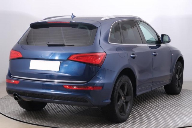 Audi Q5  2.0 TDI 