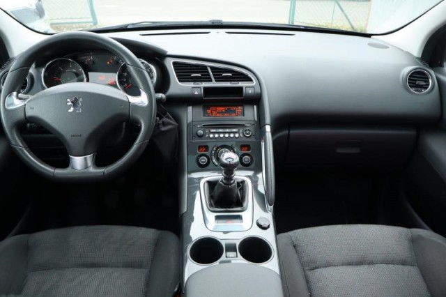 Peugeot 3008  1.6 HDi 