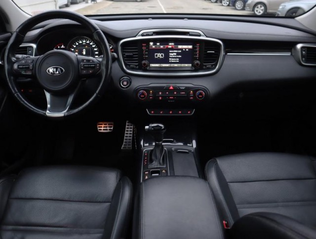 Kia Sorento  2.2 CRDi Platinum