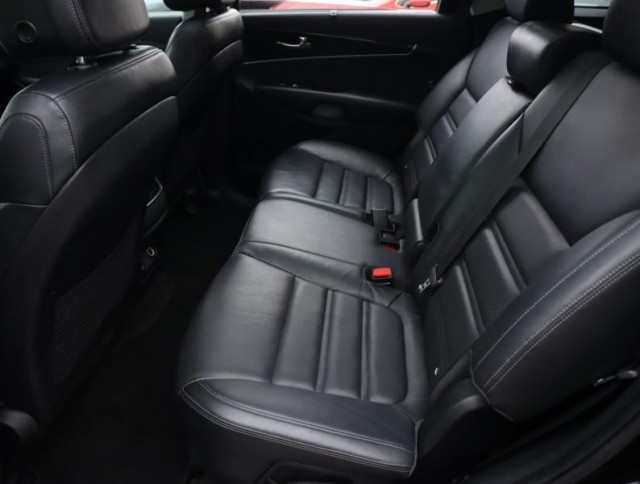 Kia Sorento  2.2 CRDi Platinum