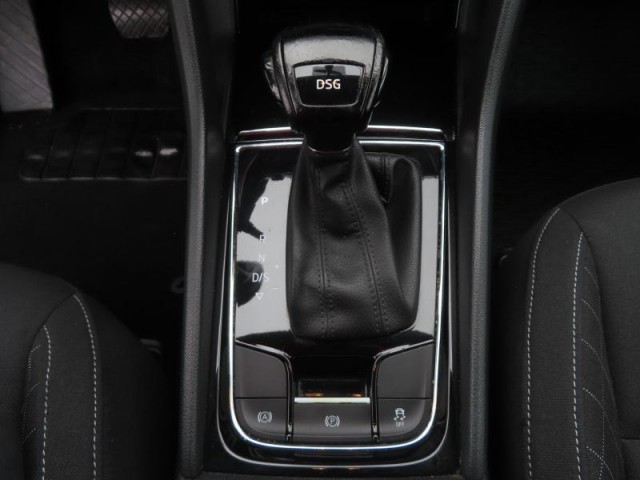Škoda Karoq  1.6 TDI 
