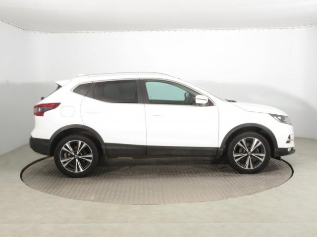 Nissan Qashqai  1.6 DIG-T 