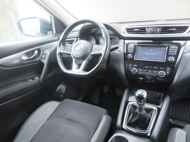 Nissan Qashqai  1.6 DIG-T 
