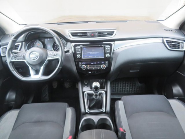 Nissan Qashqai  1.6 DIG-T 