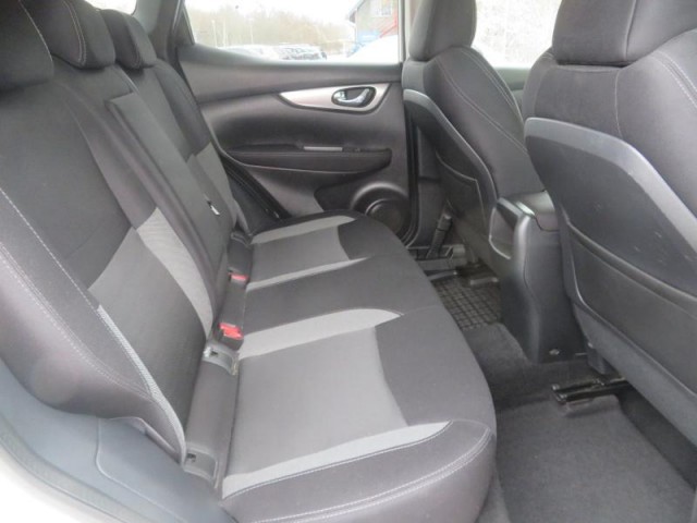Nissan Qashqai  1.6 DIG-T 