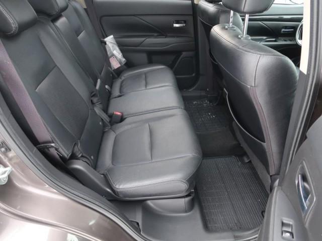 Mitsubishi Outlander  2.2 DI-D 
