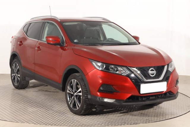 Nissan Qashqai  1.3 DIG-T N-Connecta