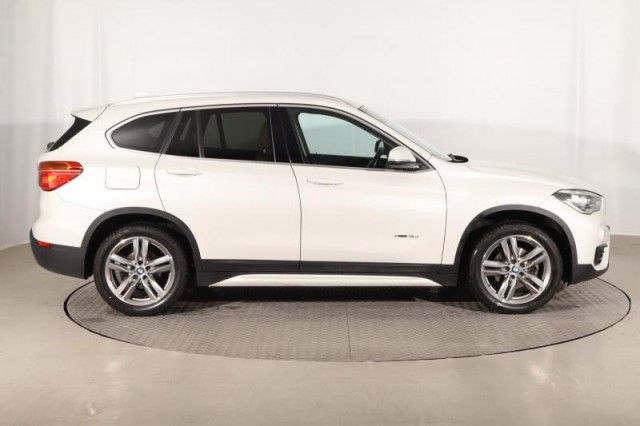 BMW X1  xDrive18d xLine