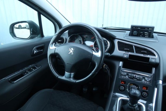 Peugeot 3008  1.6 BlueHDi 