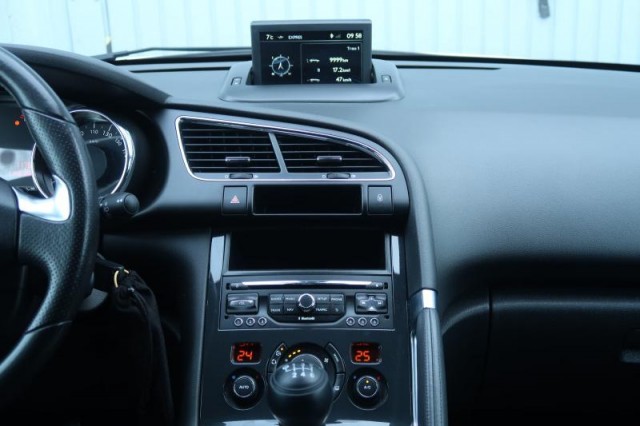 Peugeot 3008  1.6 BlueHDi 