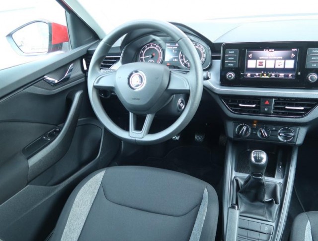 Škoda Kamiq  1.0 TSI Active Plus