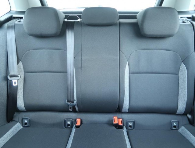 Škoda Kamiq  1.0 TSI Active Plus