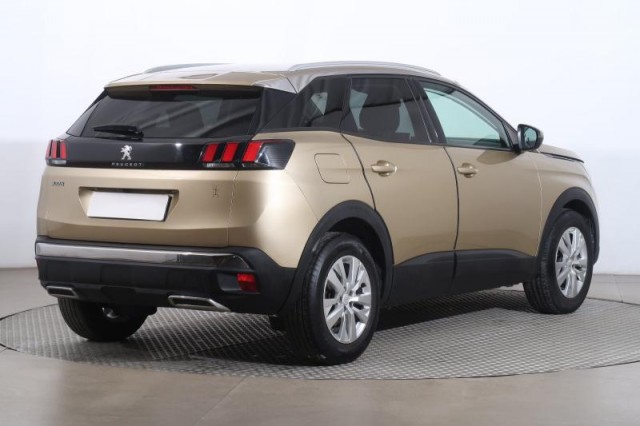 Peugeot 3008  1.2 PureTech Active Pack