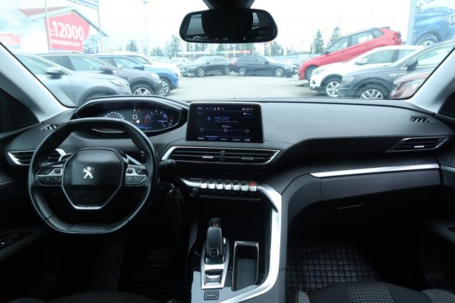 Peugeot 3008  1.2 PureTech Active Pack