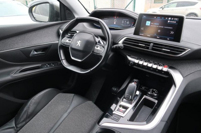 Peugeot 5008  1.5 BlueHDi Allure