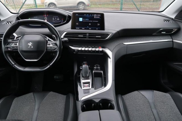 Peugeot 5008  1.5 BlueHDi Allure