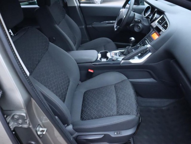 Peugeot 3008  1.2 PureTech 