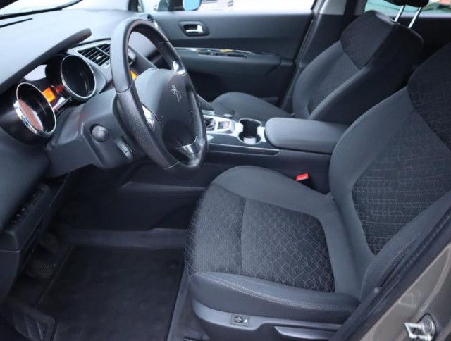 Peugeot 3008  1.2 PureTech 