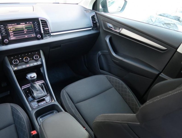 Škoda Karoq  1.0 TSI Ambition Plus