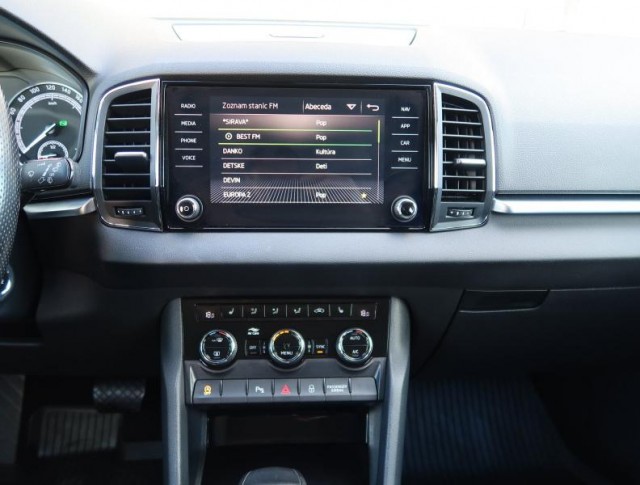 Škoda Karoq  1.0 TSI Ambition Plus