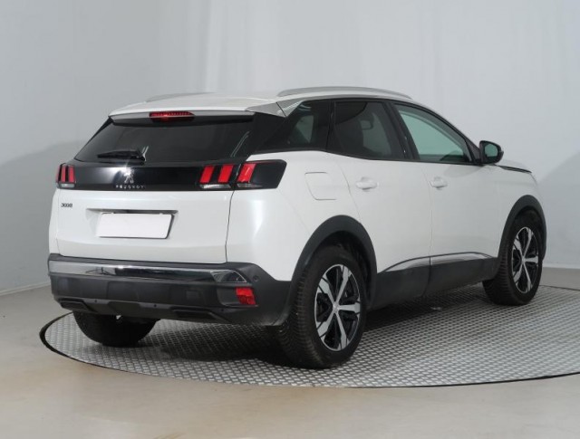 Peugeot 3008  1.2 PureTech 