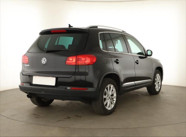 Volkswagen Tiguan  2.0 TDI 
