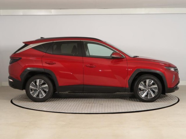 Hyundai Tucson  1.6 T-GDI 48V MHEV 