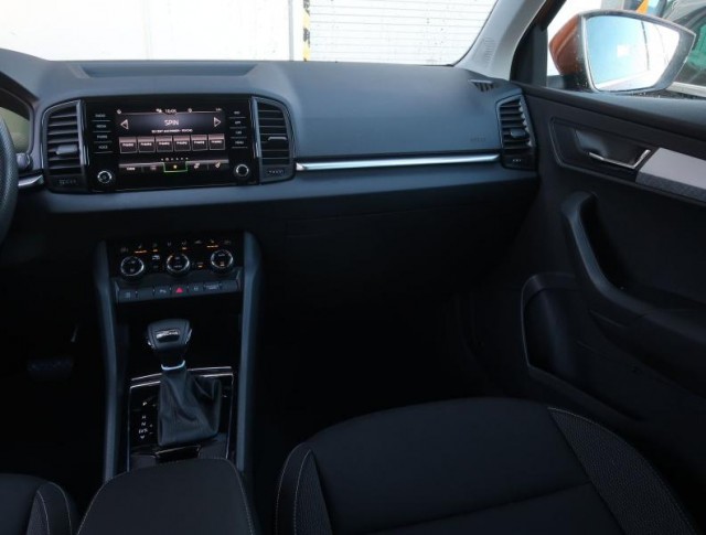 Škoda Karoq  1.5 TSI Drive