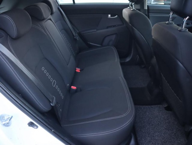 Kia Sportage  1.7 CRDi 