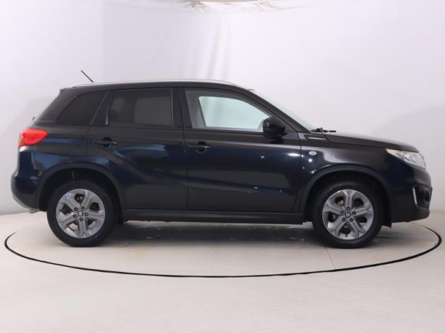 Suzuki Vitara  1.6 VVT Comfort