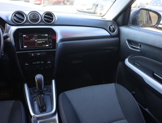 Suzuki Vitara  1.6 VVT Comfort