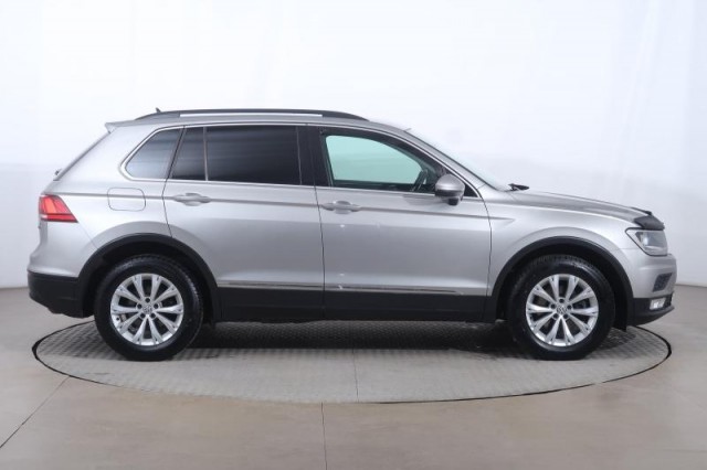 Volkswagen Tiguan  2.0 TDI 