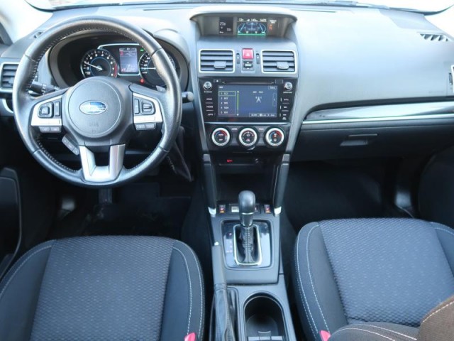 Subaru Forester  2.0 X 