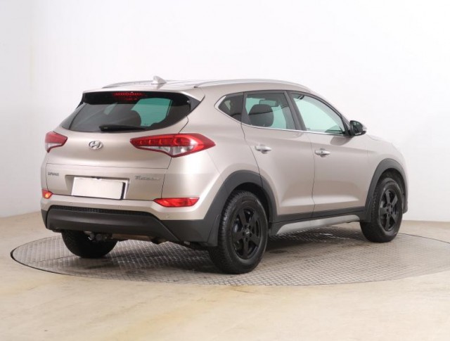Hyundai Tucson  1.6 GDI 