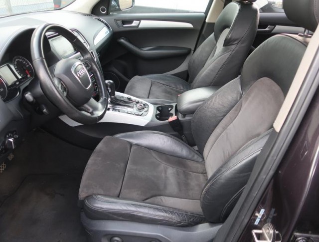 Audi Q5  3.0 TDI sport