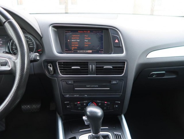 Audi Q5  3.0 TDI sport