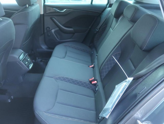 Škoda Kamiq  1.5 TSI Ambition