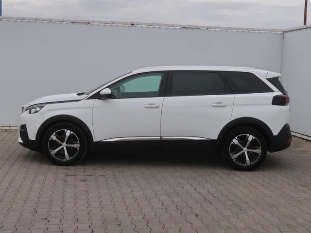 Peugeot 5008  1.5 BlueHDi 