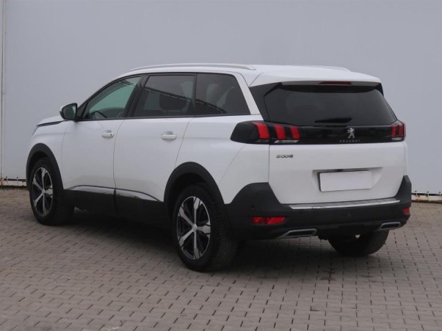 Peugeot 5008  1.5 BlueHDi 