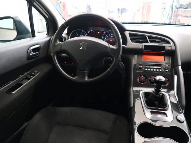 Peugeot 3008  1.6 HDi 
