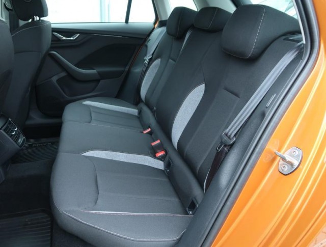 Škoda Kamiq  1.0 TSI Selection