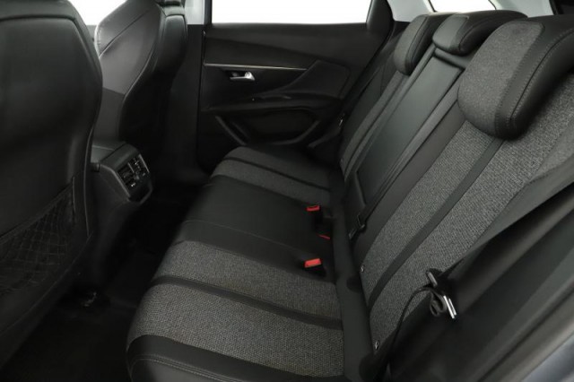 Peugeot 3008  1.6 BlueHDi 