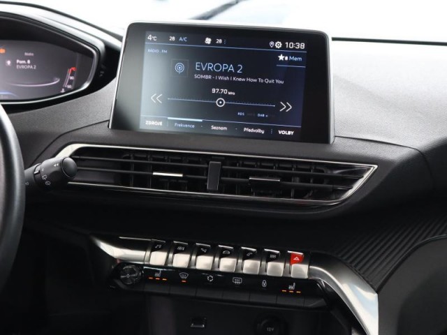 Peugeot 3008  1.2 PureTech 