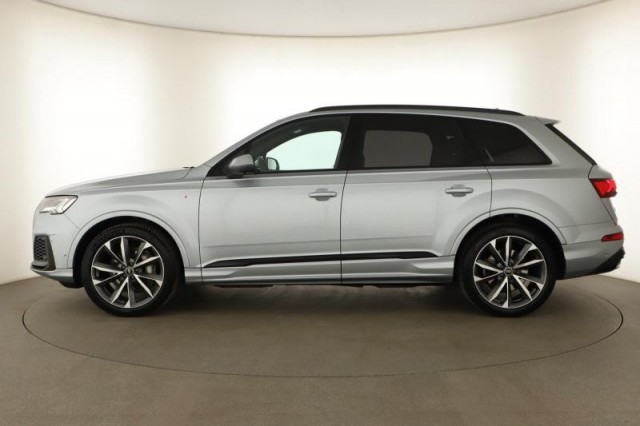 Audi Q7  55 TFSI S-Line