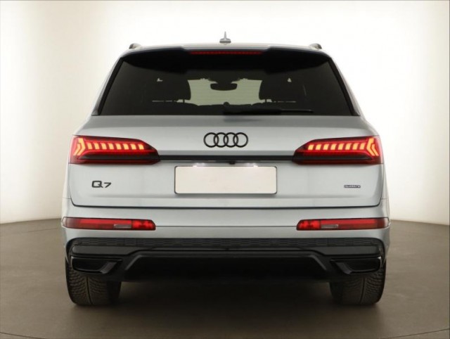 Audi Q7  55 TFSI S-Line