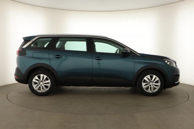 Peugeot 5008  PureTech 130 