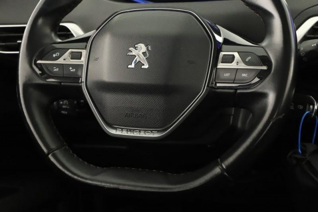 Peugeot 5008  PureTech 130 