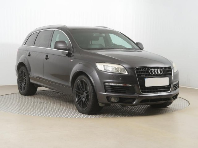 Audi Q7  3.0 TDI S-Line
